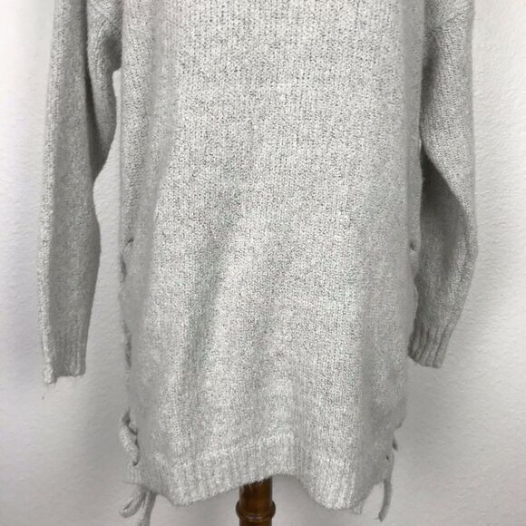 Dreamers Crewneck Pullover Lace Up Stretch Knit Sweater - Picture 6 of 6